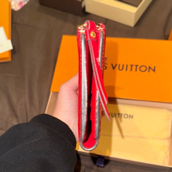 Louis Vuitton Vibrant Red Wallet - Picture 9 of 10
